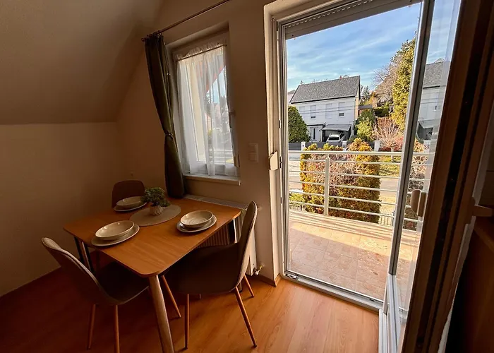 Akacfa Apartament