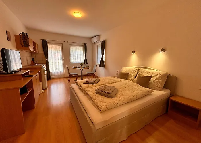 Akacfa Apartament