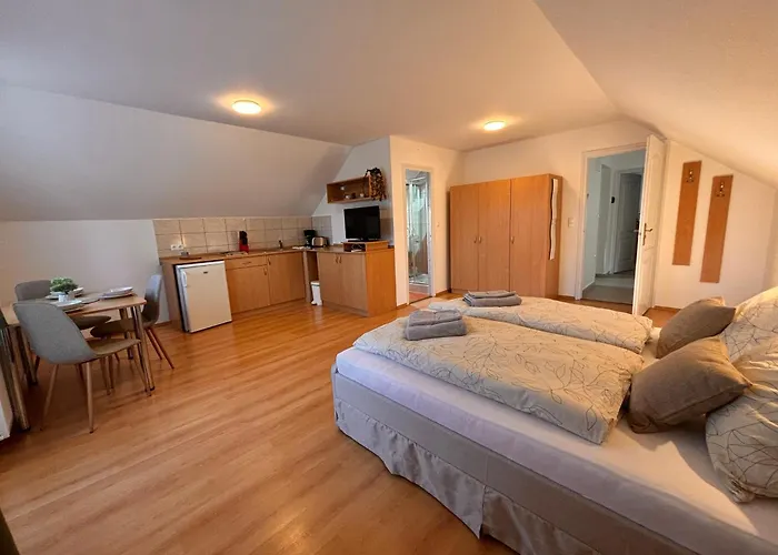 Akacfa Apartament